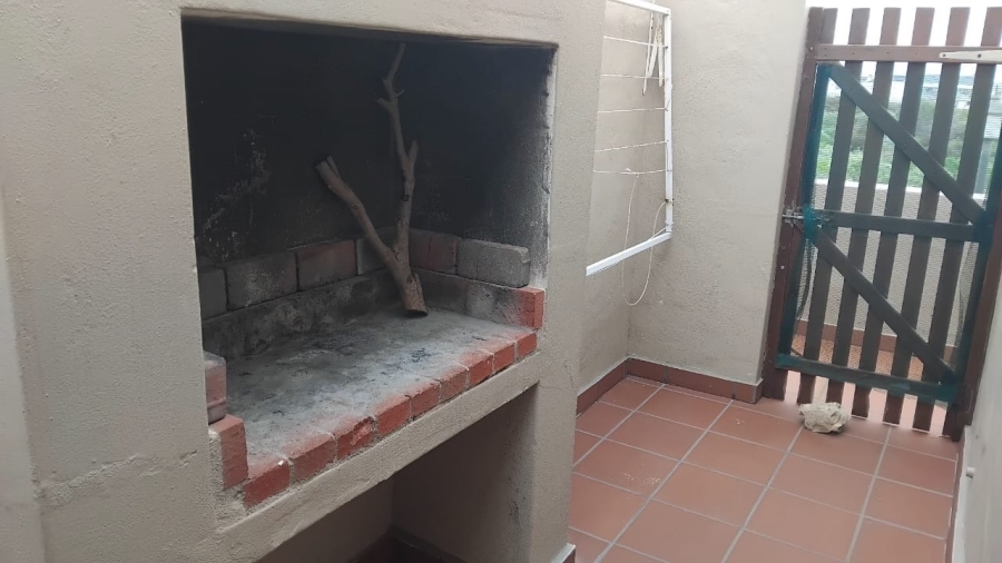 To Let 2 Bedroom Property for Rent in Mykonos Western Cape